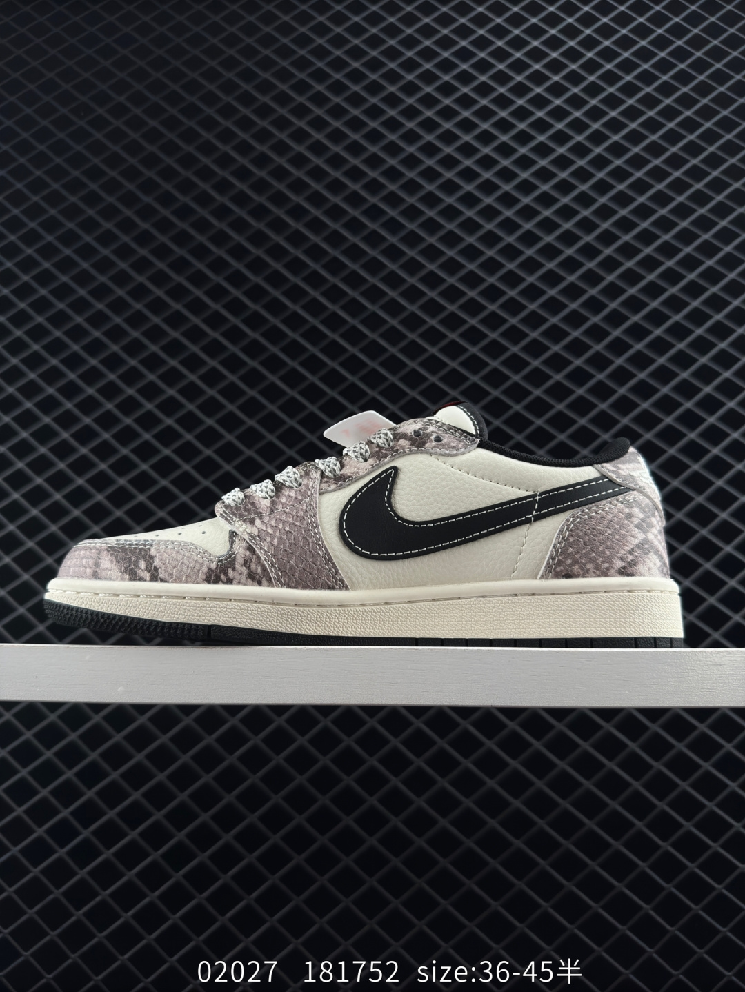 Travis Scott x Nike Air Jordan 1 Low